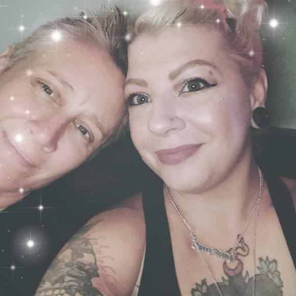 Meet your Posher, Michele - Picture 1 of 4